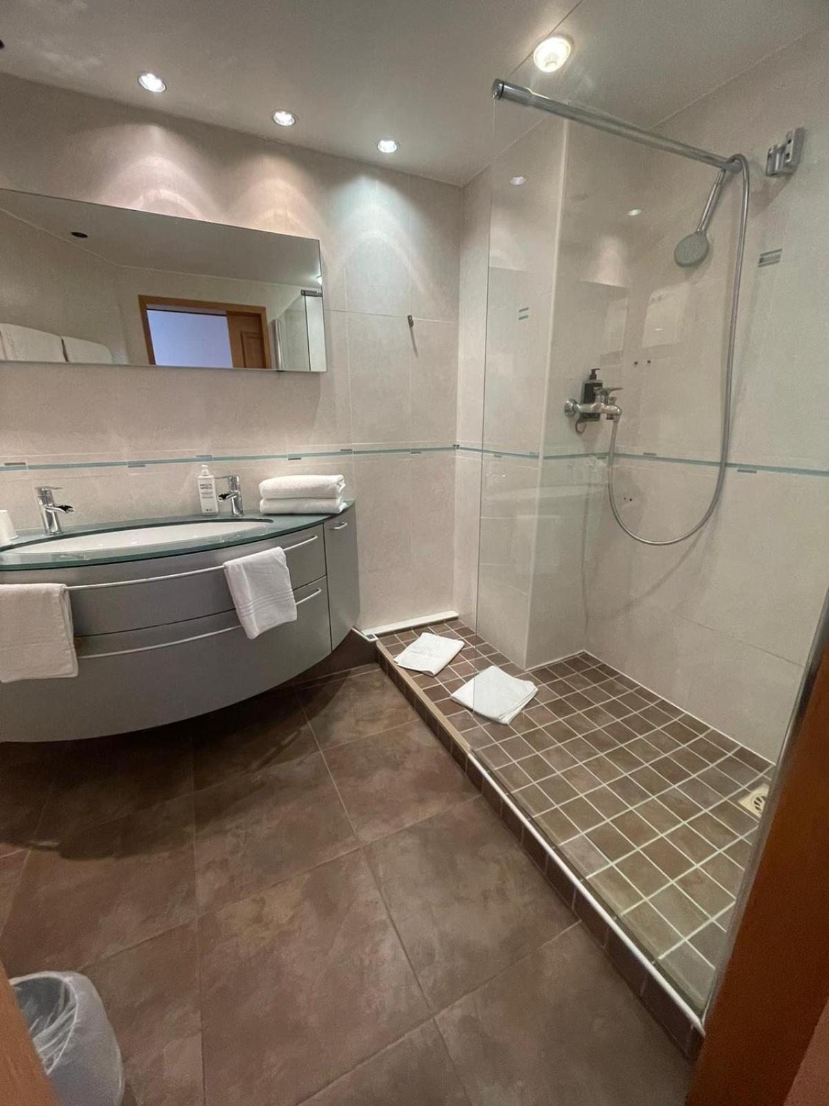 Ibis Styles Bethune Bruay La Buissiere Εξωτερικό φωτογραφία